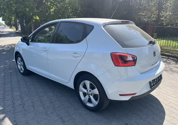 Seat Ibiza cena 27900 przebieg: 144000, rok produkcji 2015 z Leszno małe 92